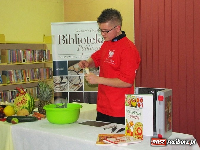 Zdjęcie w galerii na portalu naszraciborz.pl: Burak jako źródło przeżycia artystycznego wiadomości z regionu