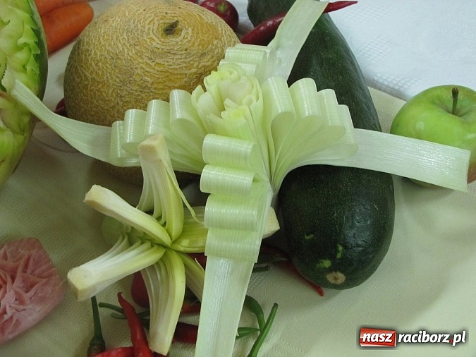 Zdjęcie w galerii na portalu naszraciborz.pl: Burak jako źródło przeżycia artystycznego wiadomości z regionu