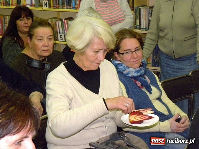 Zdjęcie w galerii na portalu naszraciborz.pl: Burak jako źródło przeżycia artystycznego wiadomości z regionu