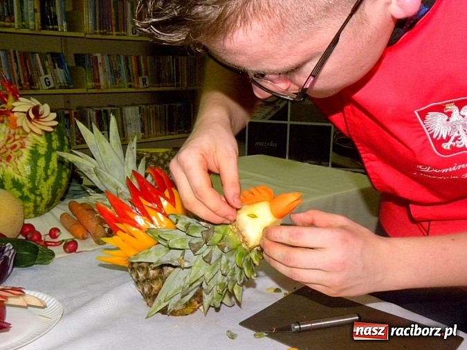 Zdjęcie w galerii na portalu naszraciborz.pl: Burak jako źródło przeżycia artystycznego wiadomości z regionu