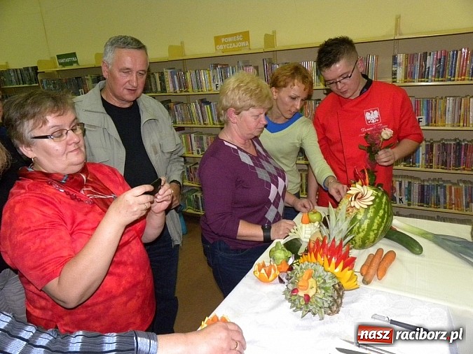Zdjęcie w galerii na portalu naszraciborz.pl: Burak jako źródło przeżycia artystycznego wiadomości z regionu