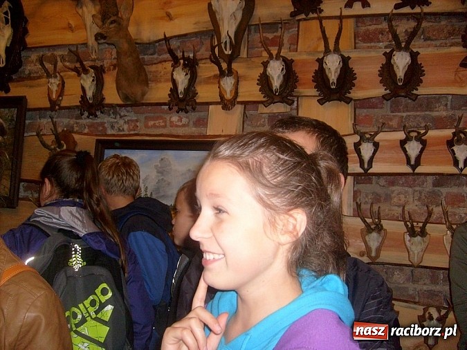 Zdjęcie w galerii na portalu naszraciborz.pl: Młodzi przyrodnicy na wystawie łowieckiej wiadomości z regionu