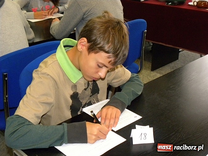 Zdjęcie w galerii na portalu naszraciborz.pl: Czyste powietrze, to twój ruch - Turniej Wiedzy o Ruchu Drogowym wiadomości z regionu