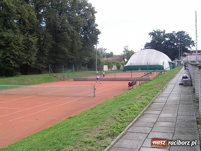 Zdjęcie w galerii na portalu naszraciborz.pl: Turniej tenisowy na kortach OSiR-u wiadomości z regionu