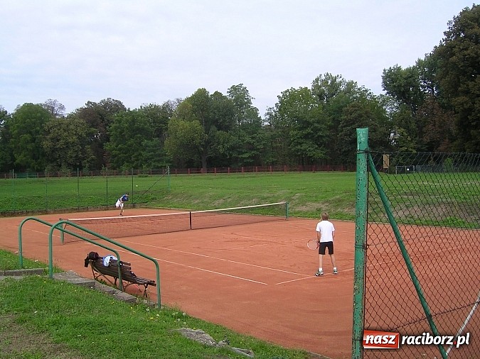 Zdjęcie w galerii na portalu naszraciborz.pl: Turniej tenisowy na kortach OSiR-u wiadomości z regionu