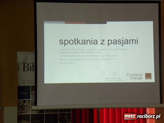 Zdjęcie w galerii na portalu naszraciborz.pl: Pasje Krystyny Jandy w raciborskiej bibliotece wiadomości z regionu