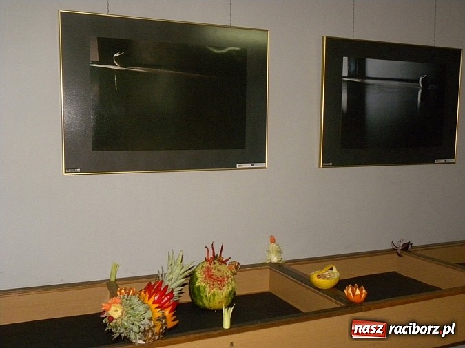 Zdjęcie w galerii na portalu naszraciborz.pl: Forma II - wernisaż wystawy wiadomości z regionu