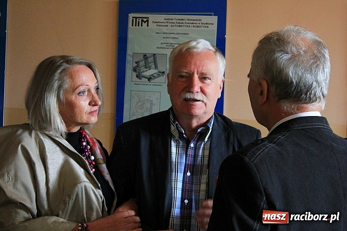 Zdjęcie w galerii na portalu naszraciborz.pl: Wspomnień czas - zjazd absolwent&oacute;w SN-u wiadomości z regionu