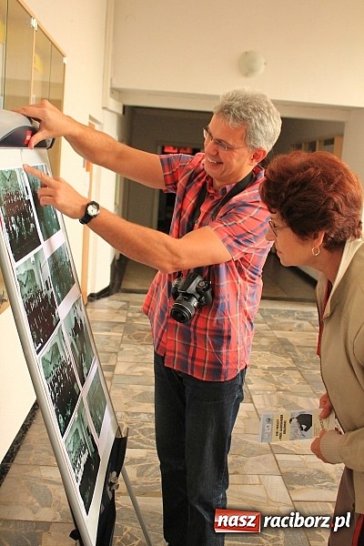 Zdjęcie w galerii na portalu naszraciborz.pl: Wspomnień czas - zjazd absolwent&oacute;w SN-u wiadomości z regionu