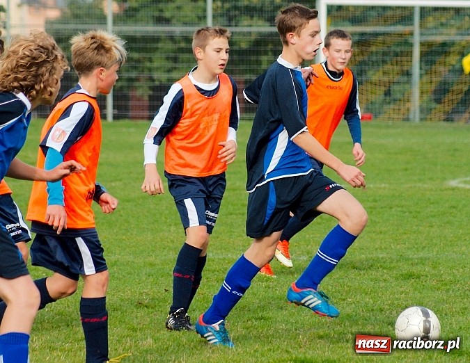 Zdjęcie w galerii na portalu naszraciborz.pl: Trampkarze Unii górą nad Zrywem Rudnik wiadomości z regionu