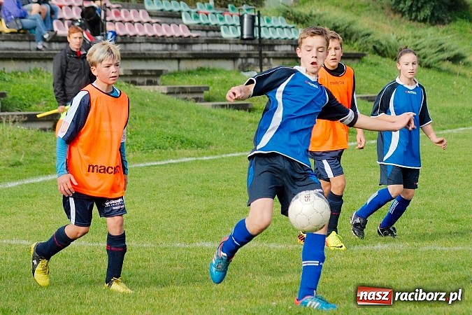 Zdjęcie w galerii na portalu naszraciborz.pl: Trampkarze Unii górą nad Zrywem Rudnik wiadomości z regionu