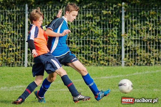 Zdjęcie w galerii na portalu naszraciborz.pl: Trampkarze Unii górą nad Zrywem Rudnik wiadomości z regionu