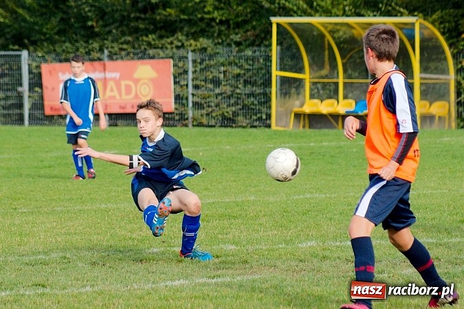 Zdjęcie w galerii na portalu naszraciborz.pl: Trampkarze Unii górą nad Zrywem Rudnik wiadomości z regionu