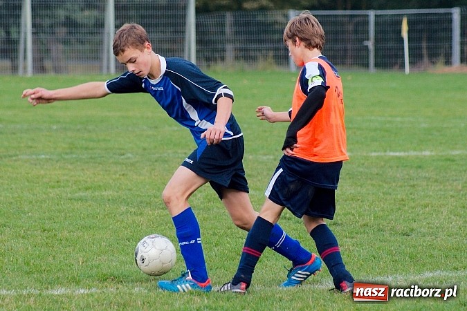 Zdjęcie w galerii na portalu naszraciborz.pl: Trampkarze Unii górą nad Zrywem Rudnik wiadomości z regionu