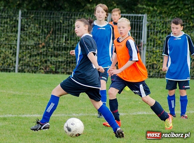 Zdjęcie w galerii na portalu naszraciborz.pl: Trampkarze Unii górą nad Zrywem Rudnik wiadomości z regionu