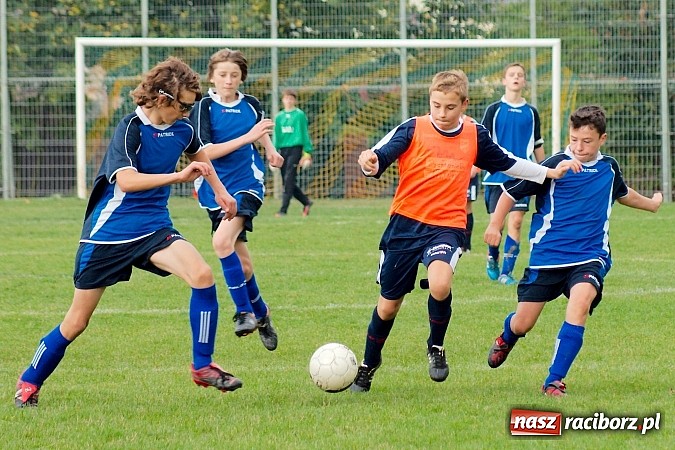 Zdjęcie w galerii na portalu naszraciborz.pl: Trampkarze Unii górą nad Zrywem Rudnik wiadomości z regionu