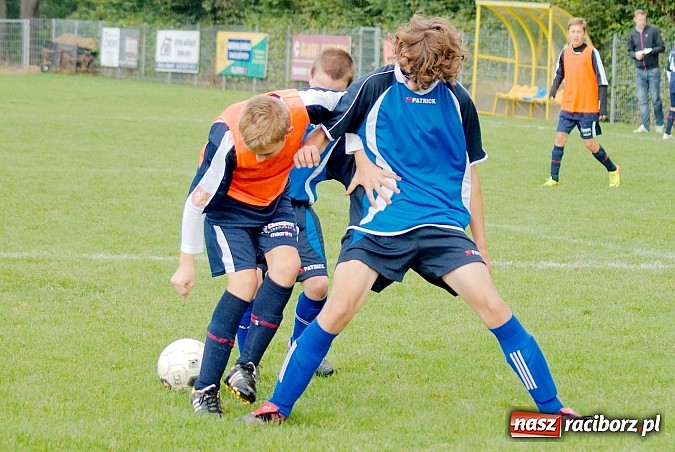 Zdjęcie w galerii na portalu naszraciborz.pl: Trampkarze Unii górą nad Zrywem Rudnik wiadomości z regionu