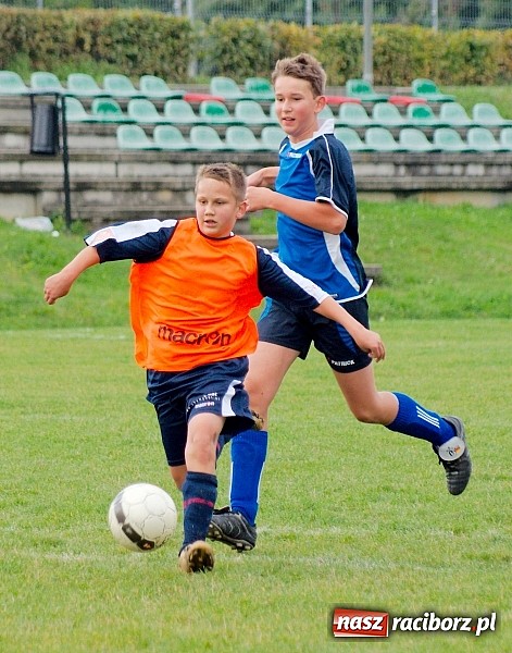 Zdjęcie w galerii na portalu naszraciborz.pl: Trampkarze Unii górą nad Zrywem Rudnik wiadomości z regionu