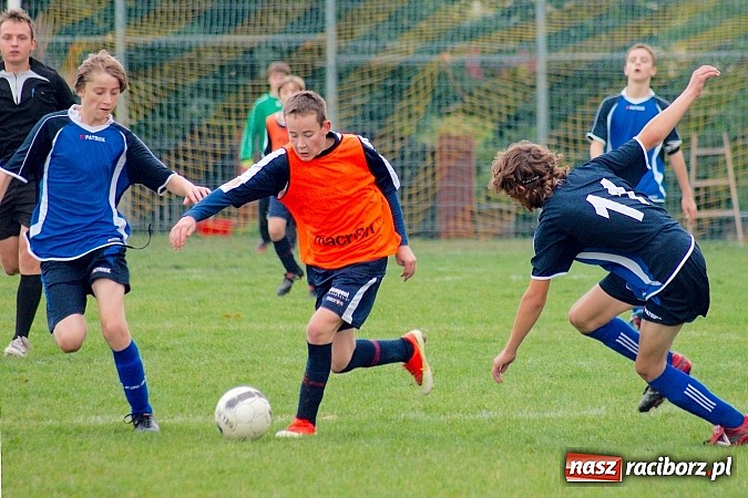 Zdjęcie w galerii na portalu naszraciborz.pl: Trampkarze Unii górą nad Zrywem Rudnik wiadomości z regionu