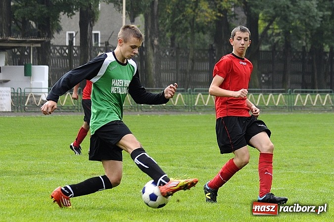 Zdjęcie w galerii na portalu naszraciborz.pl: Wicher niestraszny trampkarzom Naprzodu wiadomości z regionu