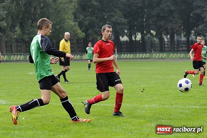 Zdjęcie w galerii na portalu naszraciborz.pl: Wicher niestraszny trampkarzom Naprzodu wiadomości z regionu