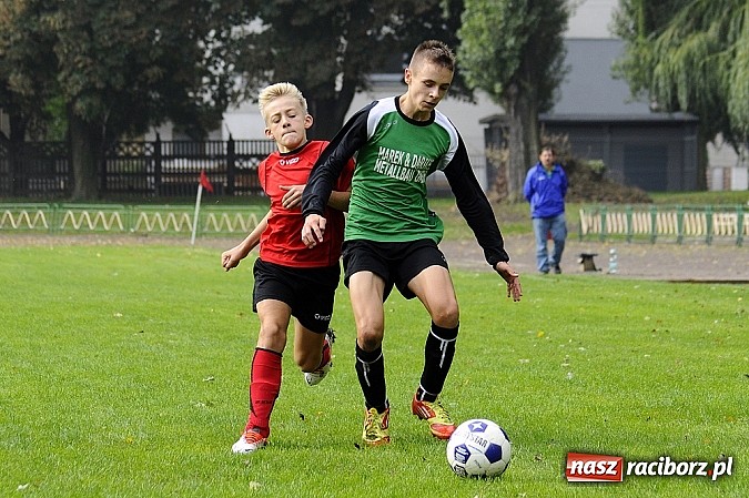 Zdjęcie w galerii na portalu naszraciborz.pl: Wicher niestraszny trampkarzom Naprzodu wiadomości z regionu