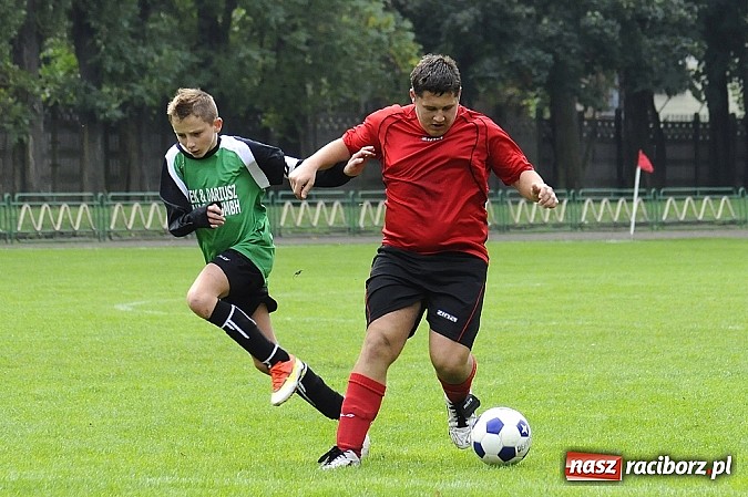 Zdjęcie w galerii na portalu naszraciborz.pl: Wicher niestraszny trampkarzom Naprzodu wiadomości z regionu