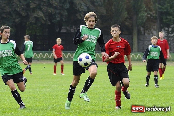 Zdjęcie w galerii na portalu naszraciborz.pl: Wicher niestraszny trampkarzom Naprzodu wiadomości z regionu