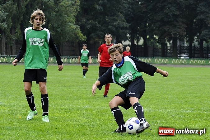 Zdjęcie w galerii na portalu naszraciborz.pl: Wicher niestraszny trampkarzom Naprzodu wiadomości z regionu
