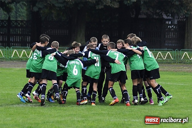 Zdjęcie w galerii na portalu naszraciborz.pl: Wicher niestraszny trampkarzom Naprzodu wiadomości z regionu