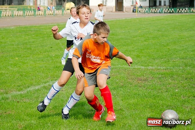 Zdjęcie w galerii na portalu naszraciborz.pl: Zabójcza 2. połowa młodzików raciborskiej Unii wiadomości z regionu