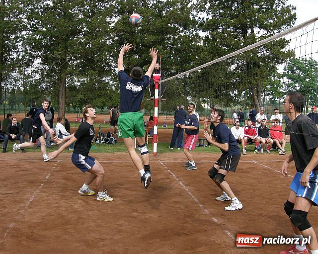 Zdjęcie w galerii na portalu naszraciborz.pl: Dobry występ siatkarzy AZS Rafako w Stitinie wiadomości z regionu