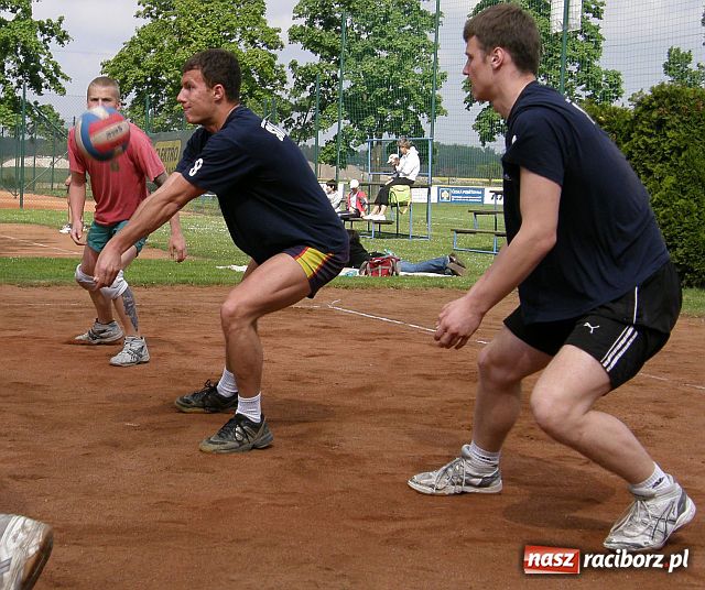 Zdjęcie w galerii na portalu naszraciborz.pl: Dobry występ siatkarzy AZS Rafako w Stitinie wiadomości z regionu