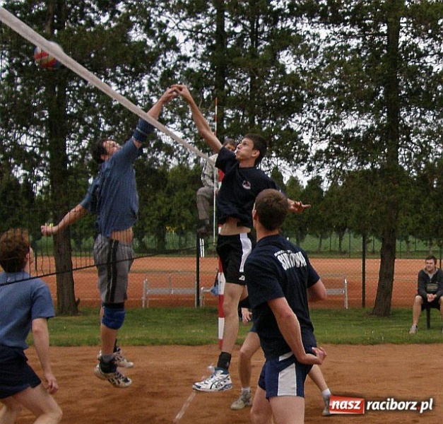 Zdjęcie w galerii na portalu naszraciborz.pl: Dobry występ siatkarzy AZS Rafako w Stitinie wiadomości z regionu