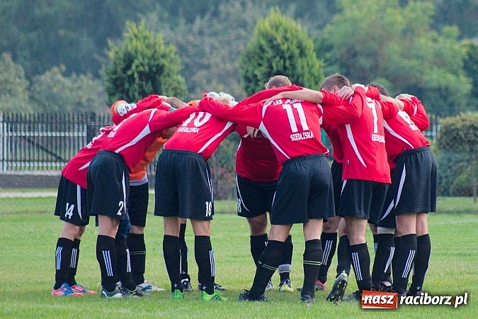 Zdjęcie w galerii na portalu naszraciborz.pl: Brzezie uratowało punkt w Siedliskach wiadomości z regionu