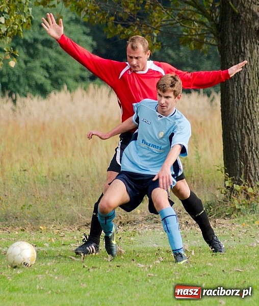 Zdjęcie w galerii na portalu naszraciborz.pl: Brzezie uratowało punkt w Siedliskach wiadomości z regionu