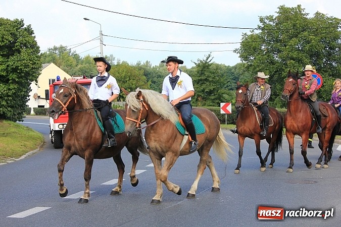 Zdjęcie w galerii na portalu naszraciborz.pl: Dożynki miejskie z barwnym korowodem, mażoretkami i górniczą orkiestrą wiadomości z regionu
