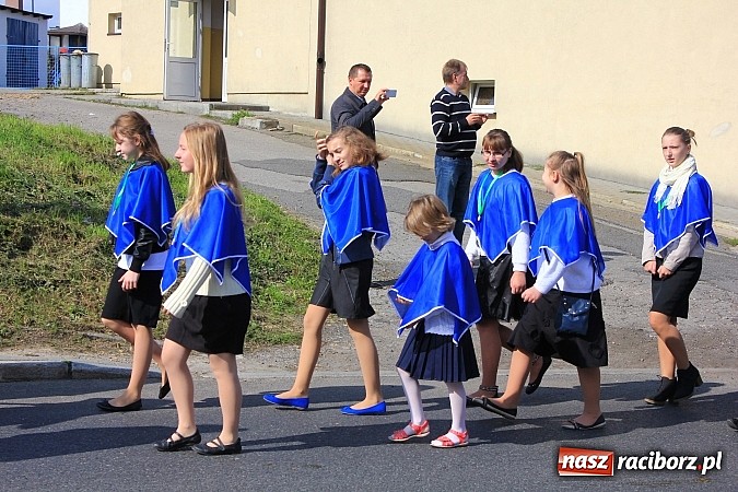 Zdjęcie w galerii na portalu naszraciborz.pl: Dożynki miejskie z barwnym korowodem, mażoretkami i górniczą orkiestrą wiadomości z regionu