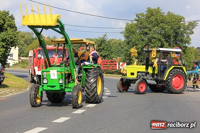 Zdjęcie w galerii na portalu naszraciborz.pl: Dożynki miejskie z barwnym korowodem, mażoretkami i górniczą orkiestrą wiadomości z regionu