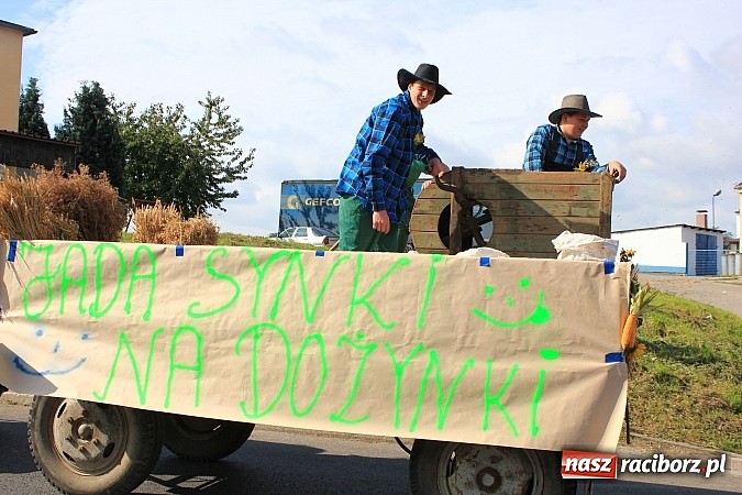 Zdjęcie w galerii na portalu naszraciborz.pl: Dożynki miejskie z barwnym korowodem, mażoretkami i górniczą orkiestrą wiadomości z regionu