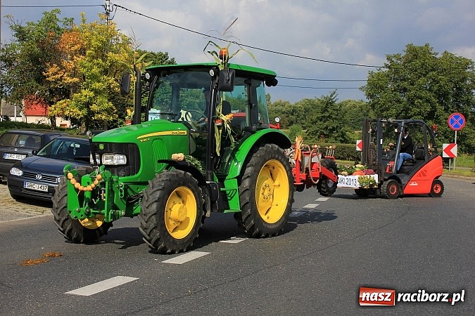 Zdjęcie w galerii na portalu naszraciborz.pl: Dożynki miejskie z barwnym korowodem, mażoretkami i górniczą orkiestrą wiadomości z regionu