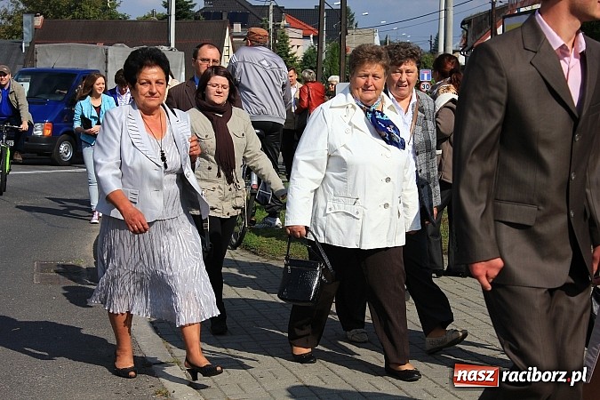 Zdjęcie w galerii na portalu naszraciborz.pl: Dożynki miejskie z barwnym korowodem, mażoretkami i górniczą orkiestrą wiadomości z regionu