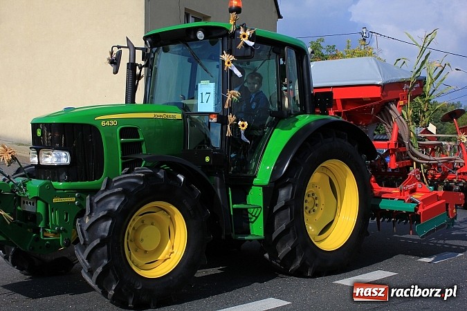 Zdjęcie w galerii na portalu naszraciborz.pl: Dożynki miejskie z barwnym korowodem, mażoretkami i górniczą orkiestrą wiadomości z regionu