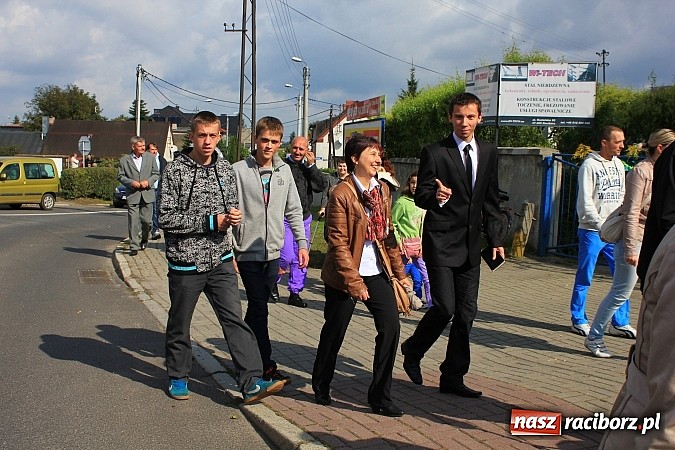 Zdjęcie w galerii na portalu naszraciborz.pl: Dożynki miejskie z barwnym korowodem, mażoretkami i górniczą orkiestrą wiadomości z regionu