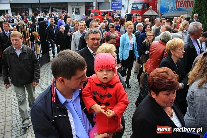 Zdjęcie w galerii na portalu naszraciborz.pl: Dożynki miejskie z barwnym korowodem, mażoretkami i górniczą orkiestrą wiadomości z regionu
