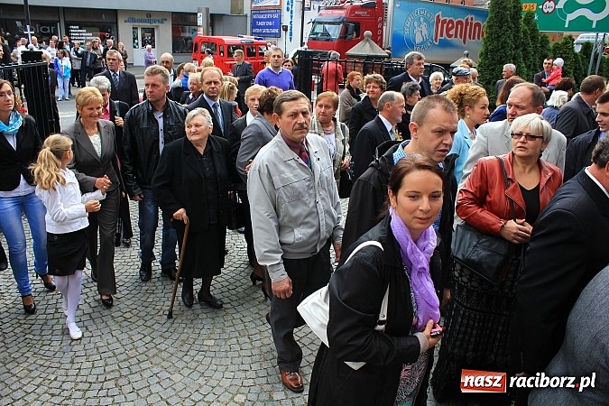 Zdjęcie w galerii na portalu naszraciborz.pl: Dożynki miejskie z barwnym korowodem, mażoretkami i górniczą orkiestrą wiadomości z regionu