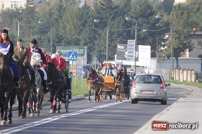 Zdjęcie w galerii na portalu naszraciborz.pl: W cztery godziny przeszli Szlakiem Husarii i Sobieskiego z Raciborza do Rud wiadomości z regionu
