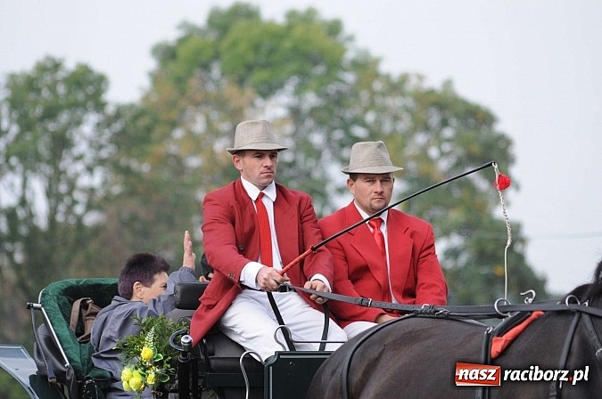 Zdjęcie w galerii na portalu naszraciborz.pl: W cztery godziny przeszli Szlakiem Husarii i Sobieskiego z Raciborza do Rud wiadomości z regionu