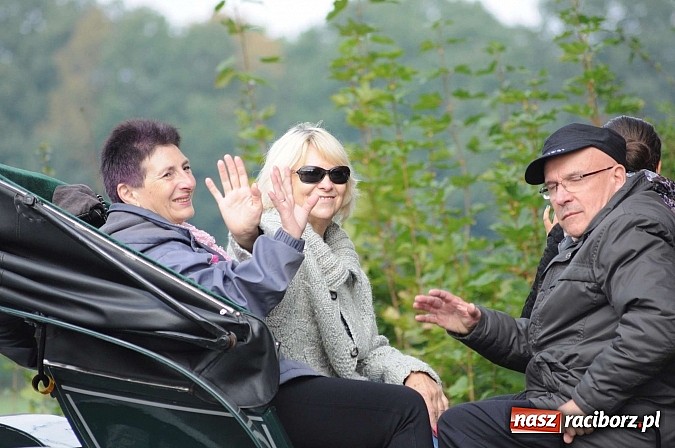 Zdjęcie w galerii na portalu naszraciborz.pl: W cztery godziny przeszli Szlakiem Husarii i Sobieskiego z Raciborza do Rud wiadomości z regionu