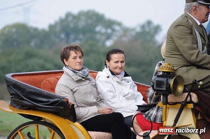 Zdjęcie w galerii na portalu naszraciborz.pl: W cztery godziny przeszli Szlakiem Husarii i Sobieskiego z Raciborza do Rud wiadomości z regionu